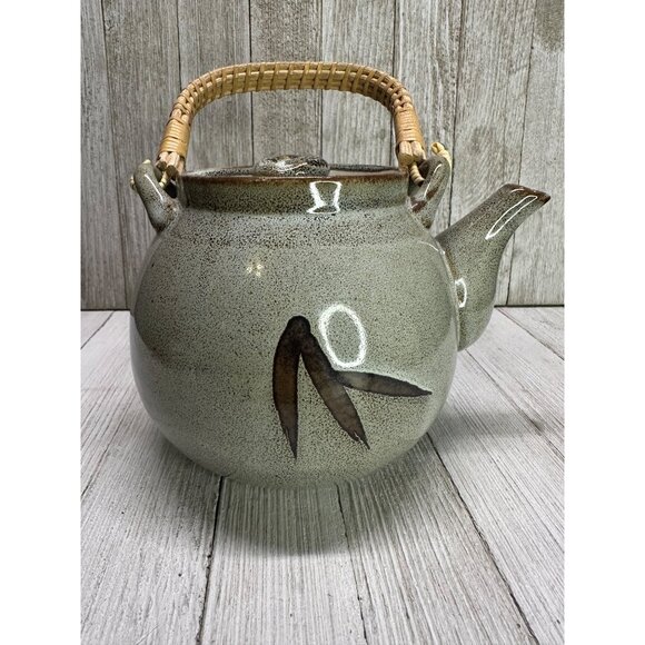 Vnt Japanesse Teapot with Lid Painted Olive/Brown 5.5"x 5.5" Wicker Handle - Picture 3 of 9